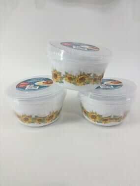 Surefresh Sunflower plastic Containers & Lids 2.27 Cups 18.2 fl oz Yellow Flower